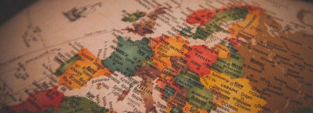 Globe Europa photo-1589262804704-c5aa9e6def89.jpg